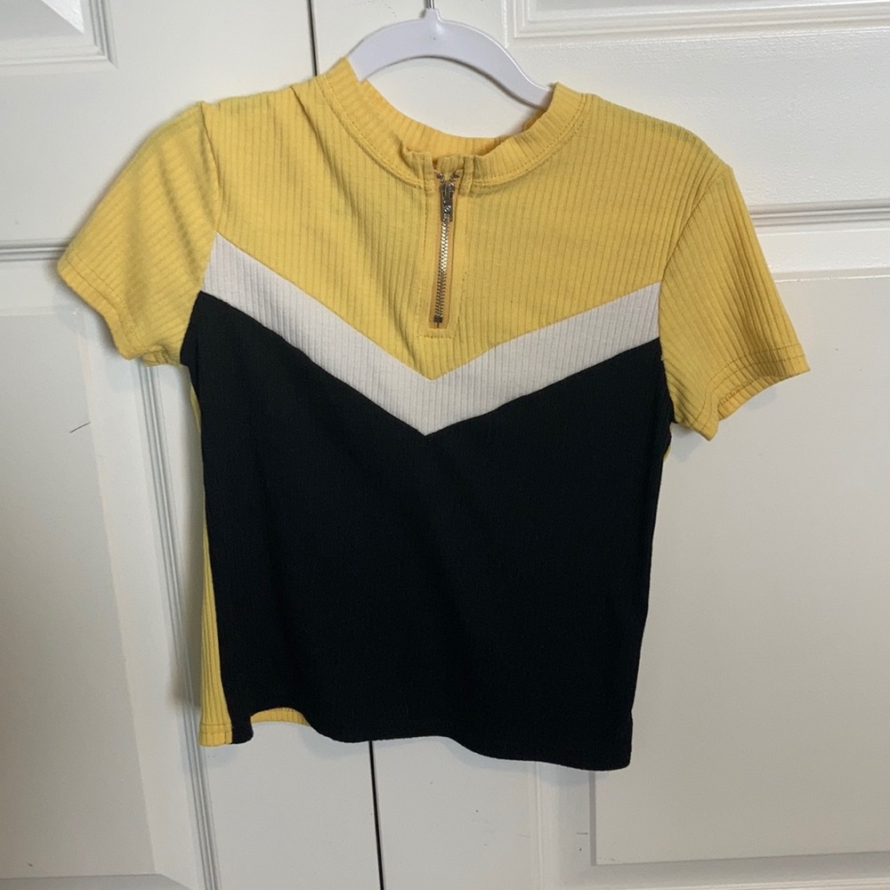 Half zip tee